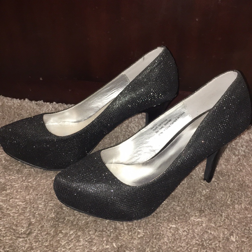 Sparkling Black Heels
